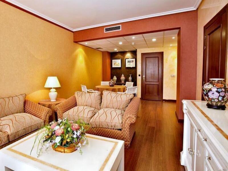 Hospedium Hotel Europa Centro Magaz De Pisuerga Zewnętrze zdjęcie