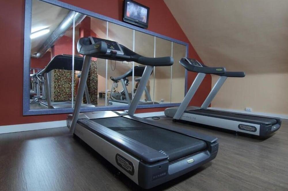 Hospedium Hotel Europa Centro Magaz De Pisuerga Zewnętrze zdjęcie