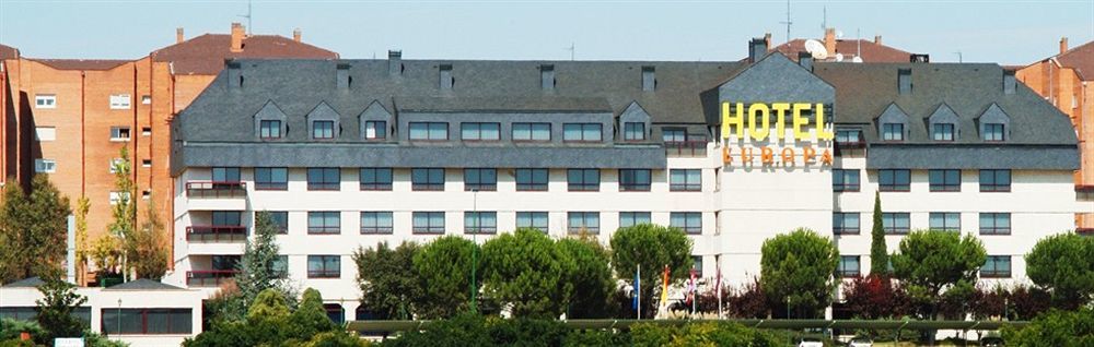 Hospedium Hotel Europa Centro Magaz De Pisuerga Zewnętrze zdjęcie